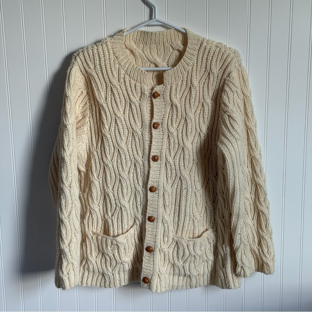 Cream Cable Knit Cardigan with Wooden Buttons